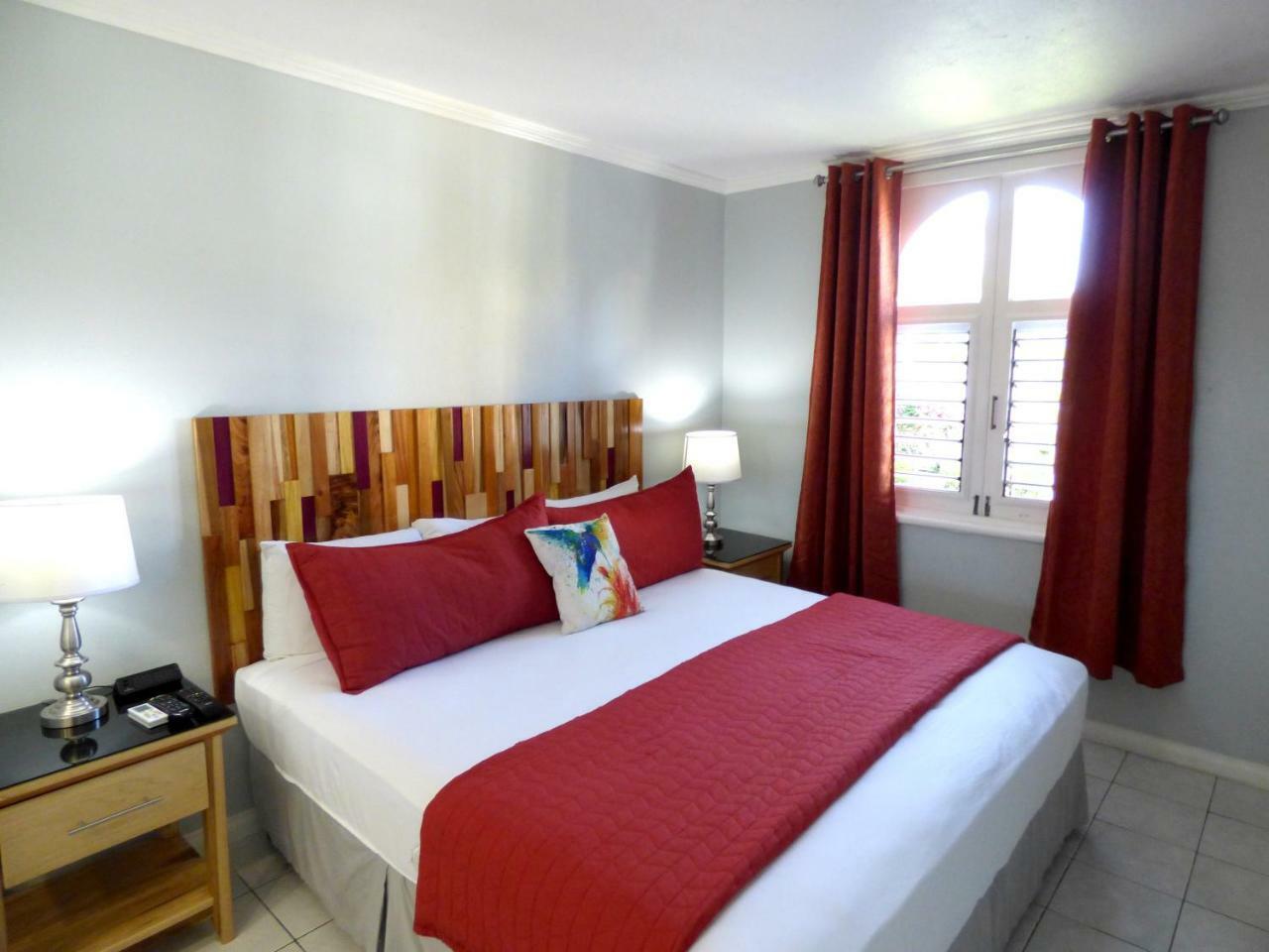 אוצ'ו ריוס Beach One Bedroom Suite A17 מראה חיצוני תמונה